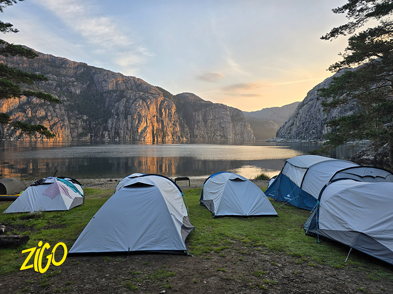 tente avec vue sur lac